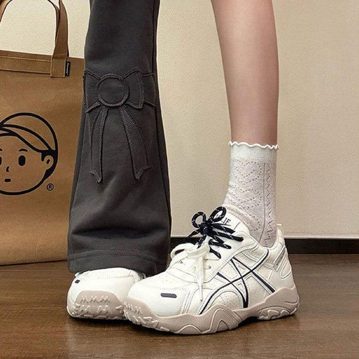 Women's Thick-Soled Lace-Up Sneakers – Lightweight Comfort for All Seasons