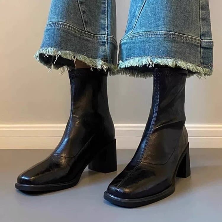 Women's Chunky-Heeled Ankle Boots, 2025 Fall/Winter Collection: Fleece-Lined, Retro Square-Toe, High-Heeled, Stretch, Slimming, Short Boots—Black, photo 4
