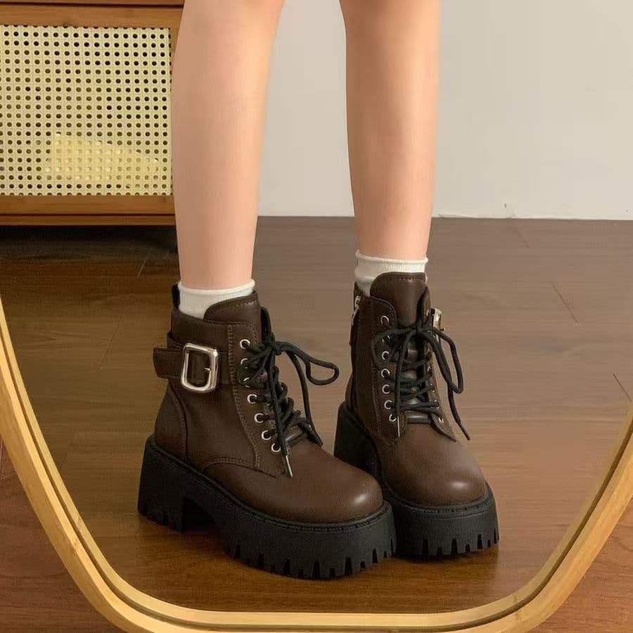 British-Style Dr. Martens Boots: 2024 New Fall/Winter Collection—Thick-Soled, High-Heeled Women's Brown Boots—Best-Selling Short Boots for Petite Women, photo 3