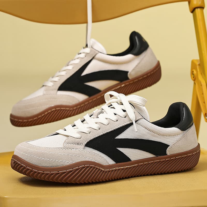 Men's Breathable Mesh Sneakers – Lightweight White Low-Top Shoes for Everyday Wear