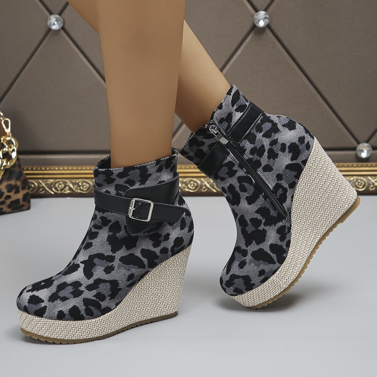 Cross-Border Plus-Size Wedge Shoes for Women: New Fall/Winter Fashionable Round-Toe Chunky-Heel Retro High-Heel Ankle Boots—In Stock for Cross-Border Shipping, photo 9
