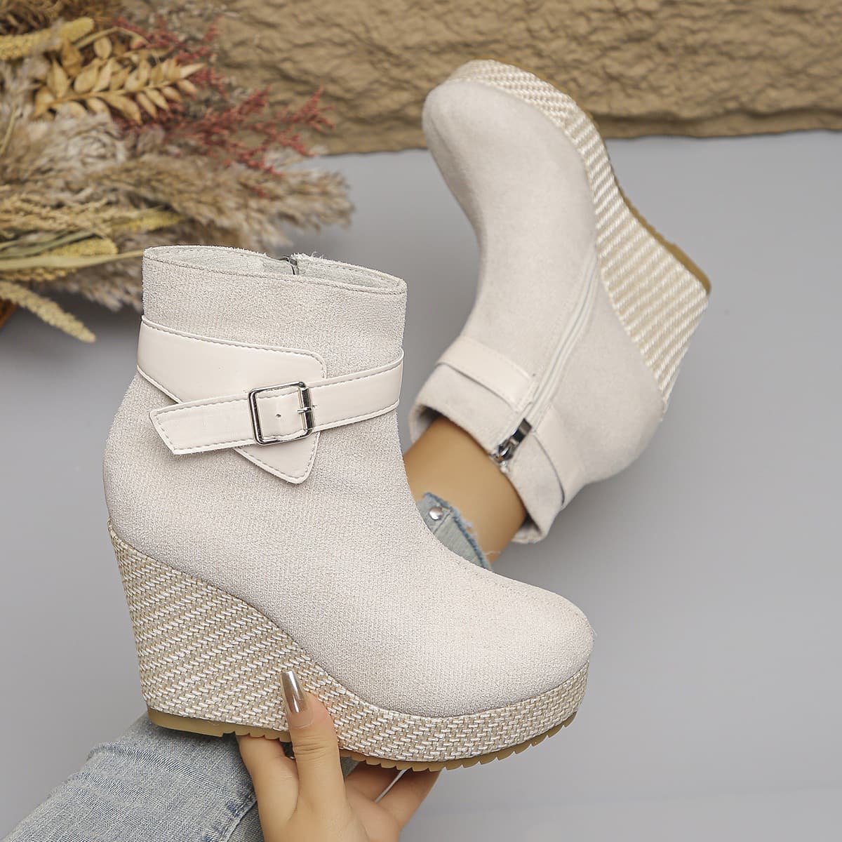 Cross-Border Plus-Size Wedge Shoes for Women: New Fall/Winter Fashionable Round-Toe Chunky-Heel Retro High-Heel Ankle Boots—In Stock for Cross-Border Shipping, photo 4