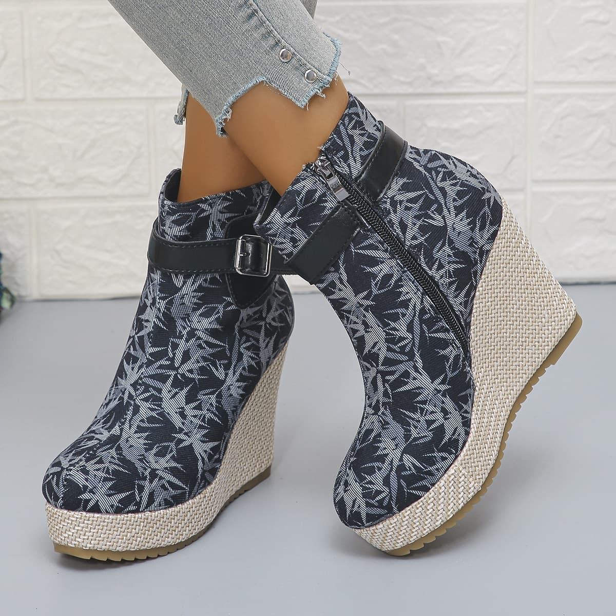 Cross-Border Plus-Size Wedge Shoes for Women: New Fall/Winter Fashionable Round-Toe Chunky-Heel Retro High-Heel Ankle Boots—In Stock for Cross-Border Shipping, photo 8