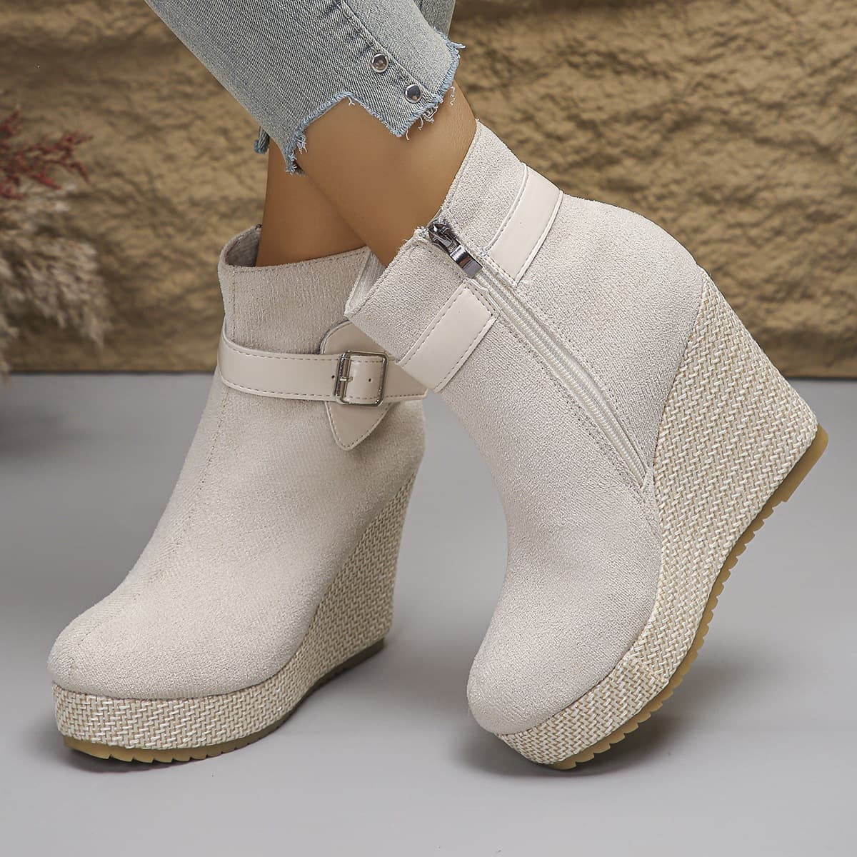 Cross-Border Plus-Size Wedge Shoes for Women: New Fall/Winter Fashionable Round-Toe Chunky-Heel Retro High-Heel Ankle Boots—In Stock for Cross-Border Shipping, photo 7