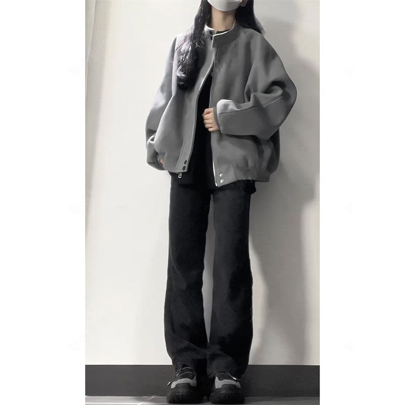 Fall 2025 New Arrival: Minimalist American Vintage-Style Versatile Gray Stand-Collar Suede Jacket for Women—A Luxurious Jacket, photo 2